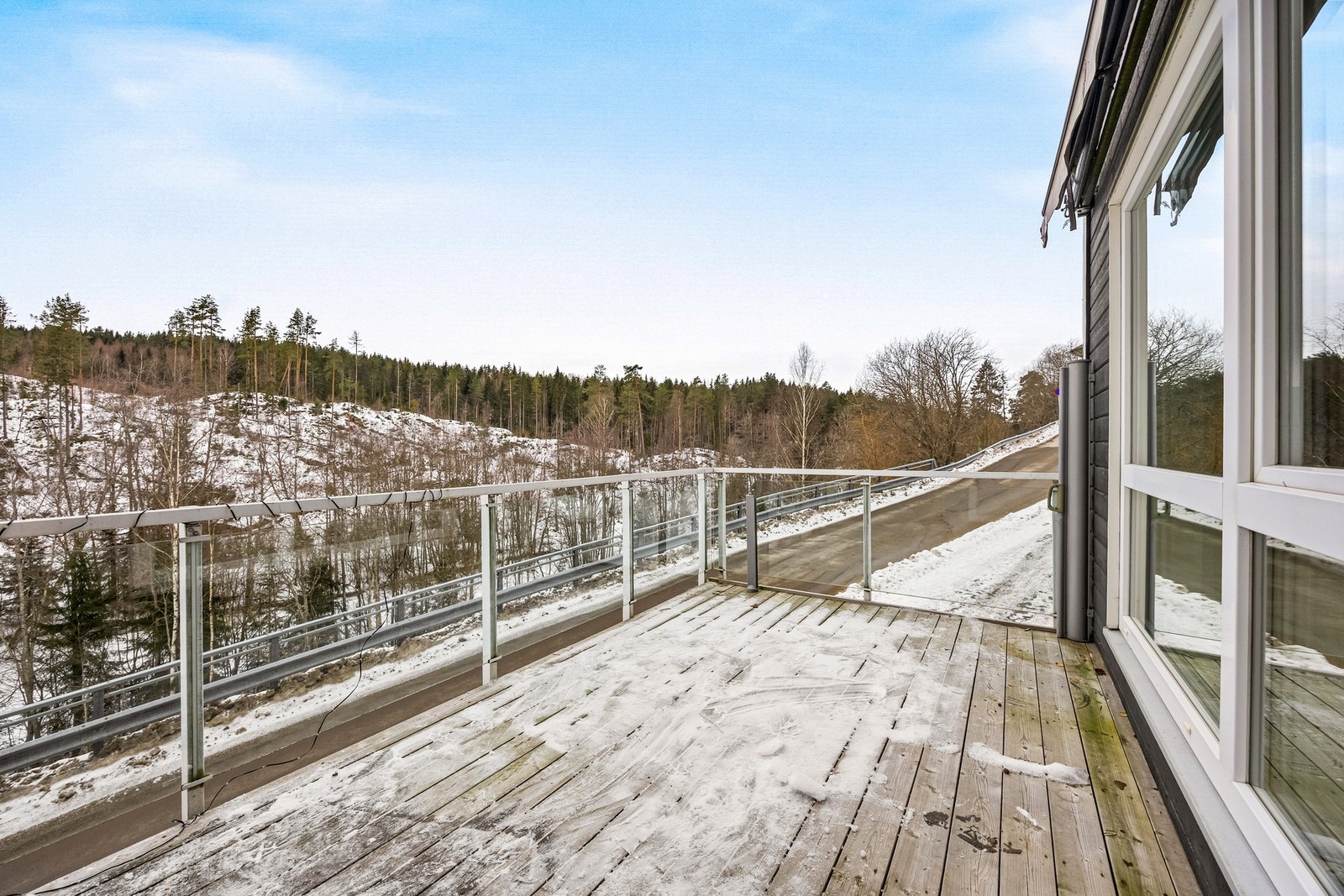 Her kan venner og familie inviteres på grilling på sommerstid. Galleribilde