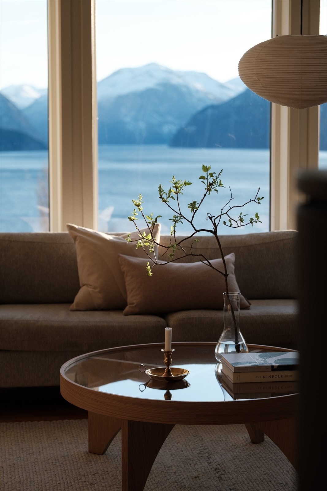 Vinduene tar inn den flotte utsikten på en god måte. Galleribilde