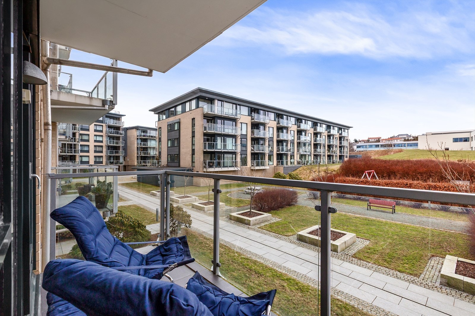 Balkongen fra hovedsoverom og gang. Galleribilde