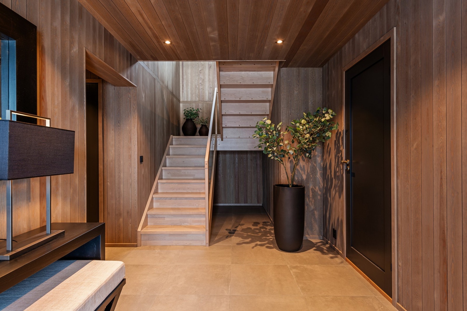 Flott trapp fra Stryntrappa i beiset eik Galleribilde