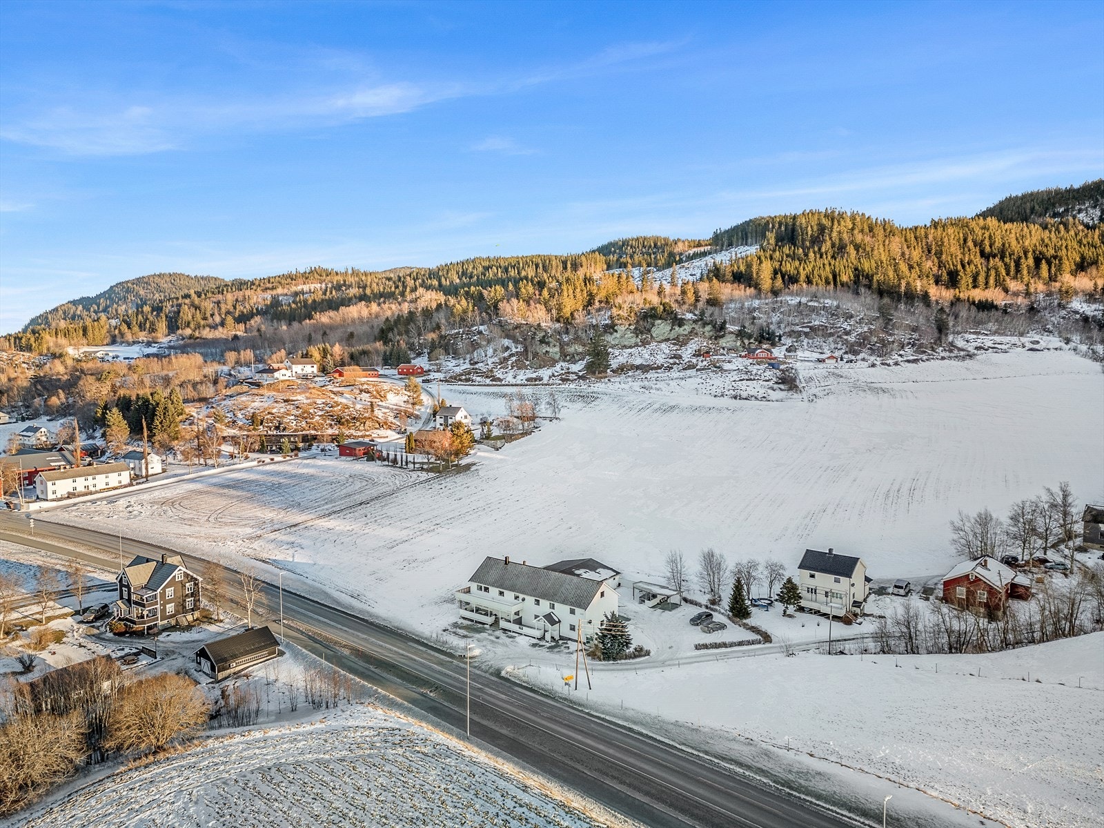 Ta kontakt med megler dersom oppsatt visningstidspunkt ikke passer. Velkommen til visning! Galleribilde
