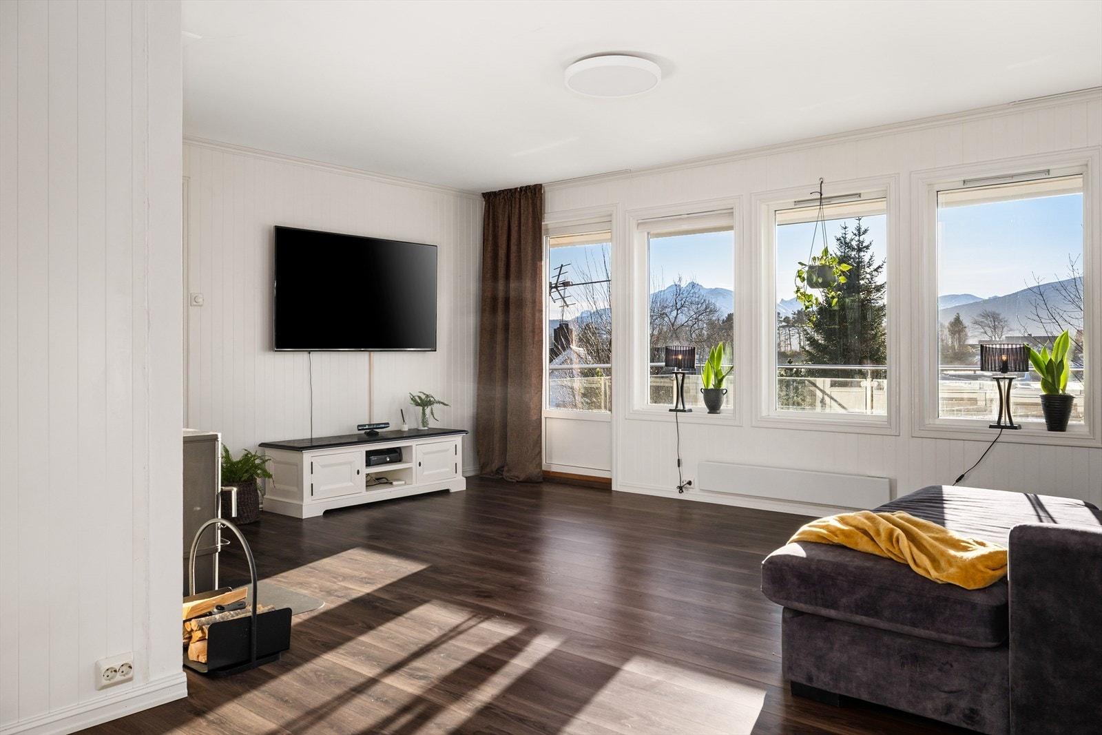 Selvfølgelig med den flotte utsikten. Galleribilde