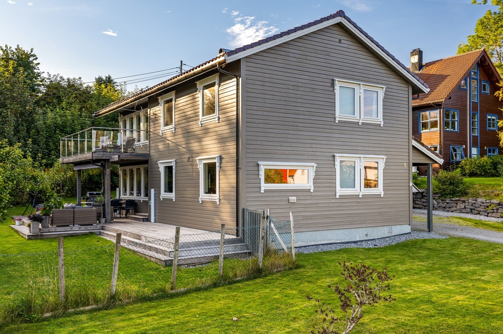 Bordkledningen på huset ble skiftet i 2011. Galleribilde