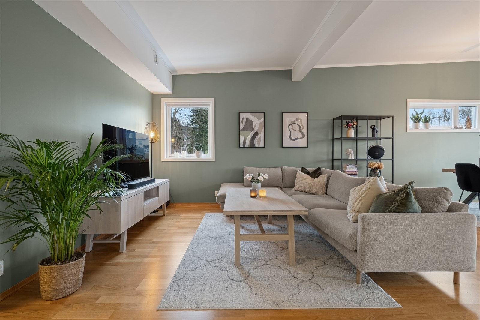 Herlig stueavdeling med god møbleringsfrihet. Galleribilde