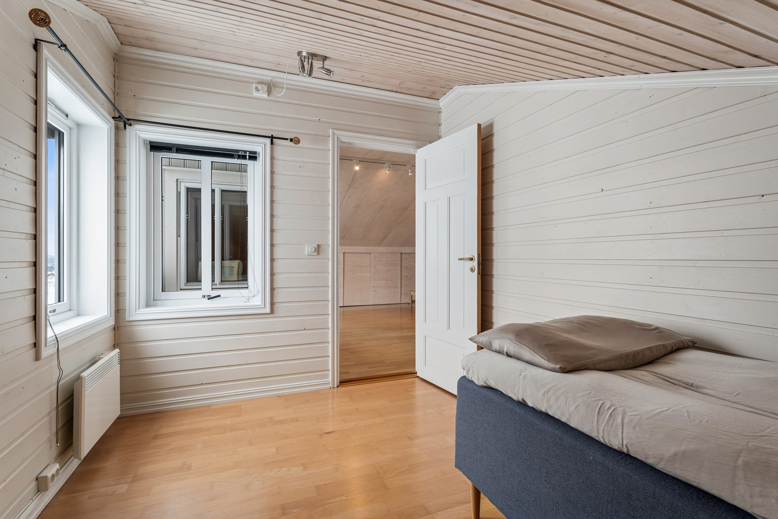 Soverom loftetasje. Galleribilde