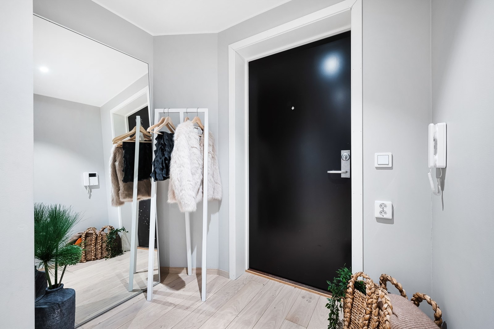 Direkte inngang uten trapp gir en praktisk og enkel adkomst for alle. Galleribilde