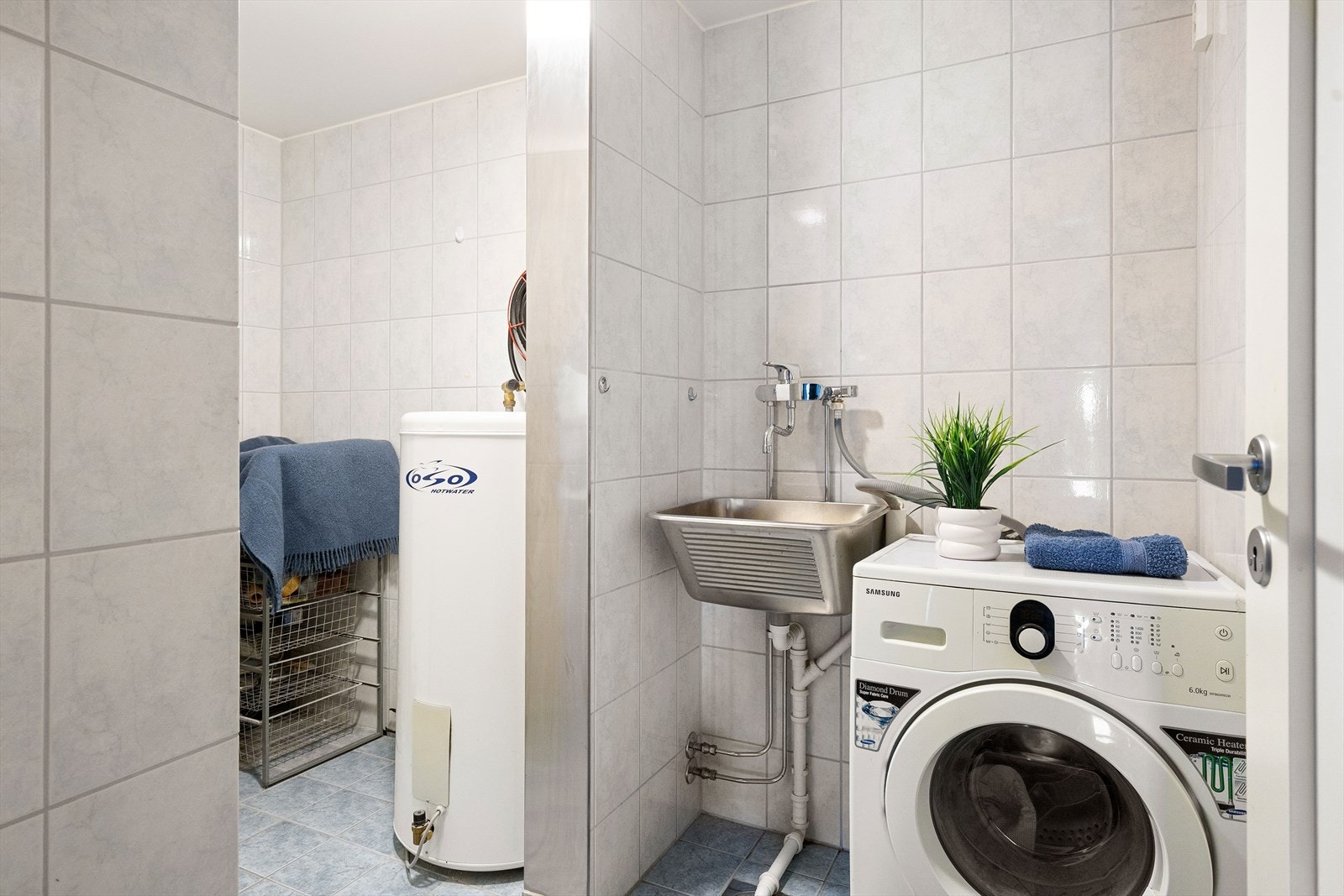 Vaskerom Galleribilde