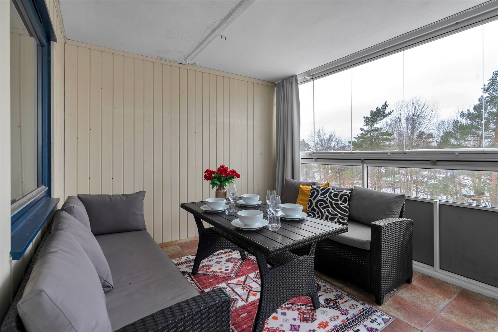 Innglasset balkong | Hyggelig utsyn. Galleribilde