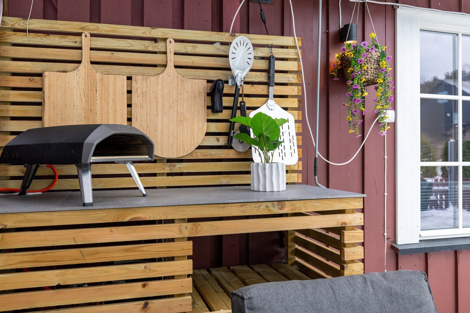 Delvis overbygd terrasse Galleribilde