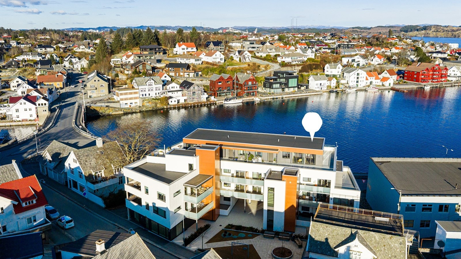 Velkommen til Havnegata 5 D - presentert av Olav Lauvås i Meglerhuset Rele Galleribilde