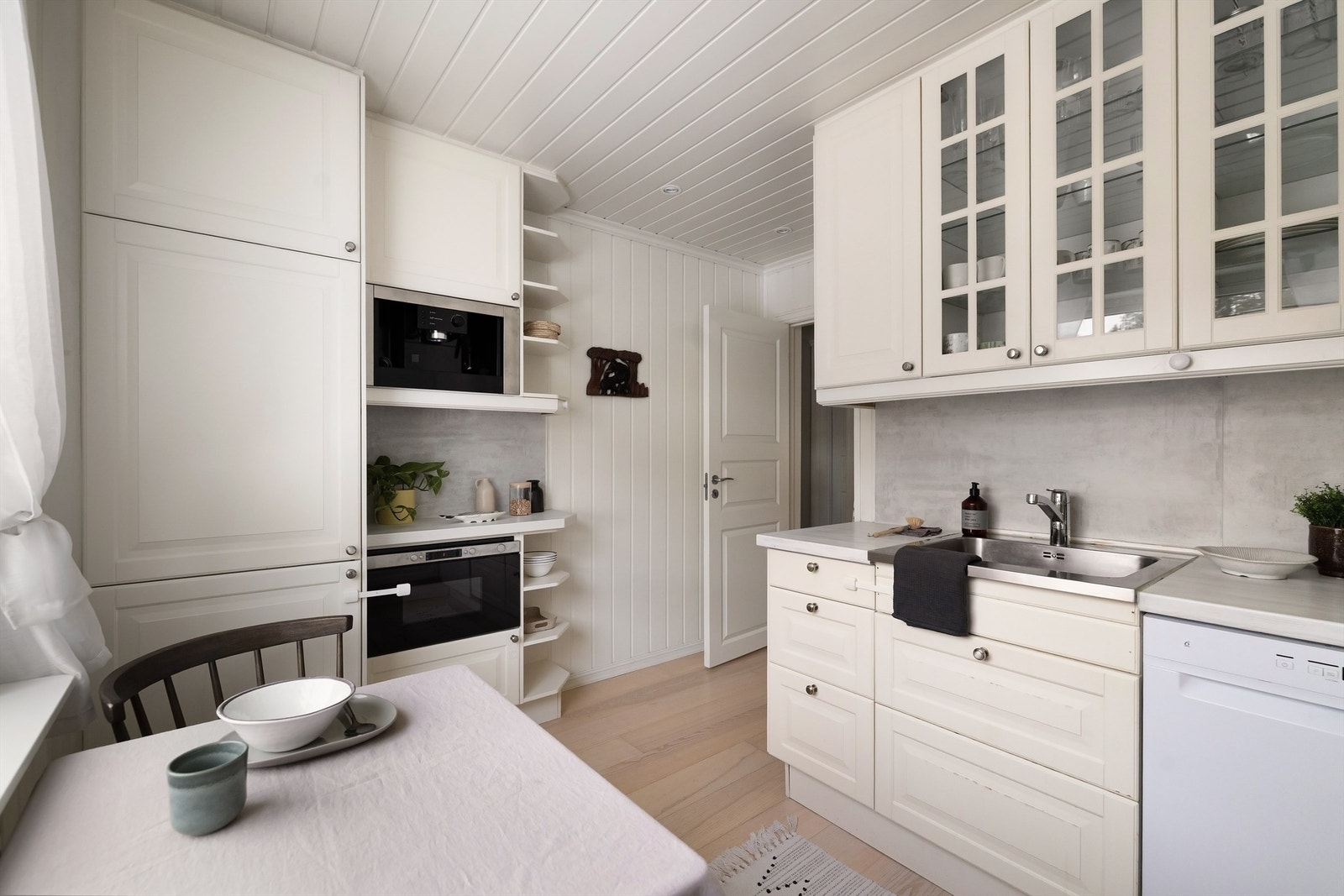 Det er montert kjøkkenvakt. Galleribilde