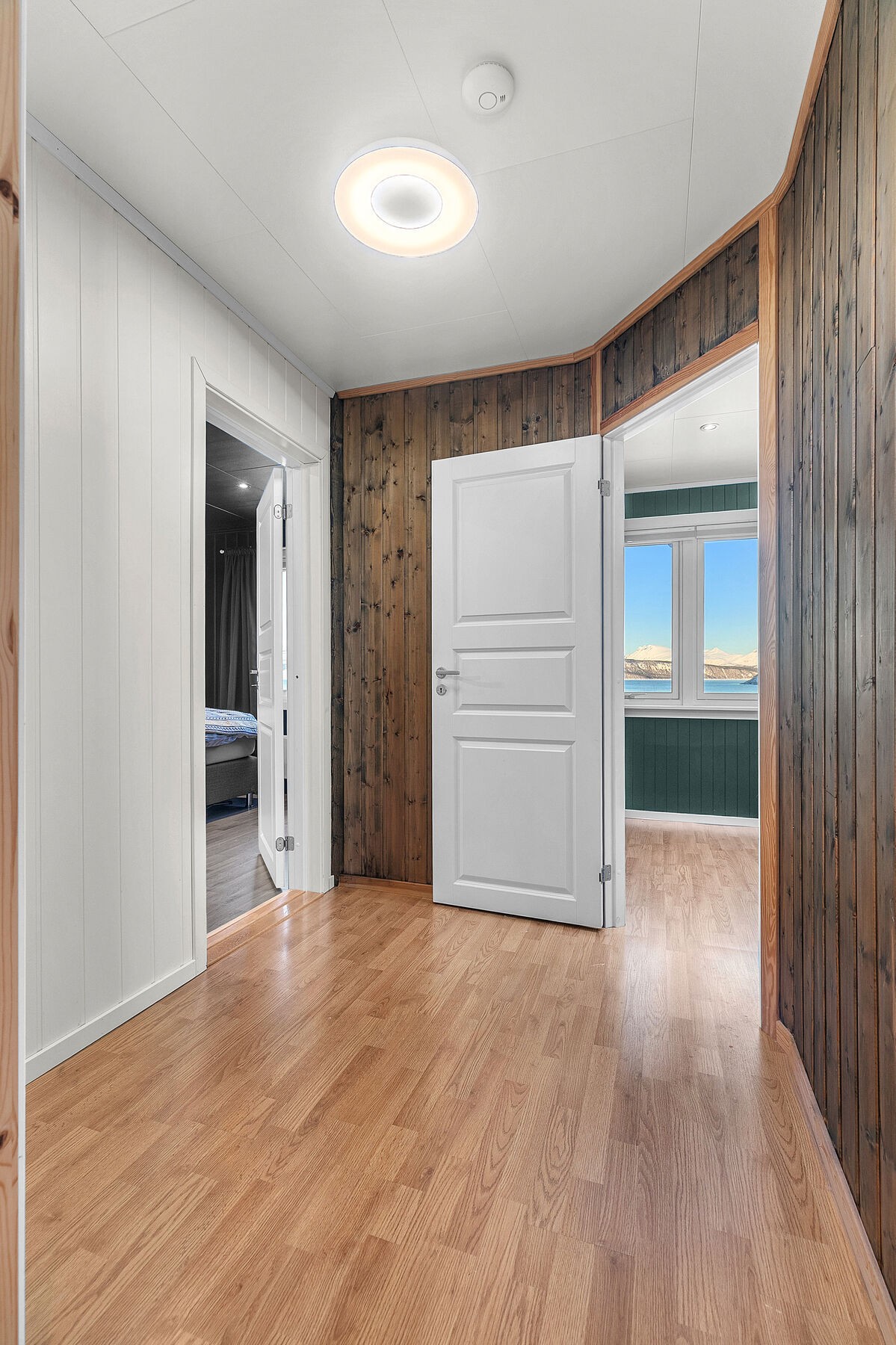 2etg - Soveromsgang Galleribilde