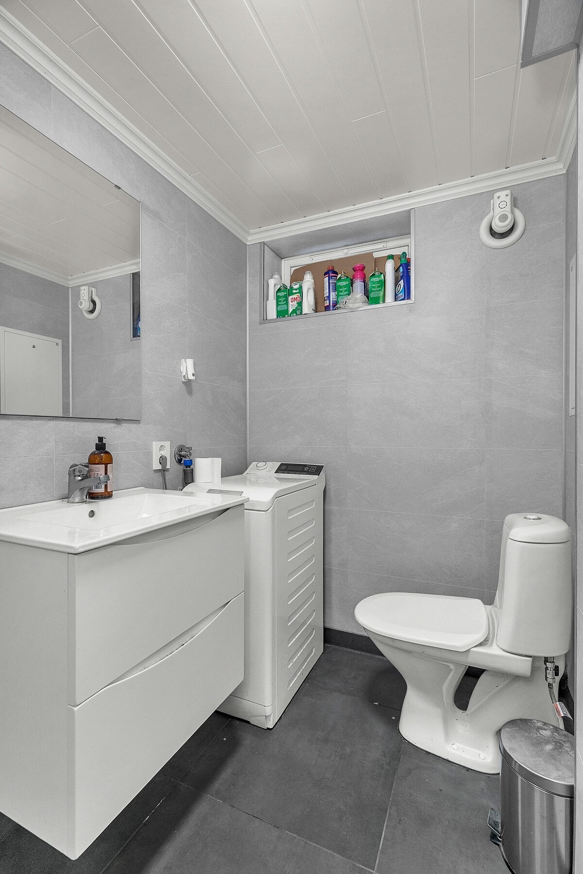 Underetasje - bad Galleribilde