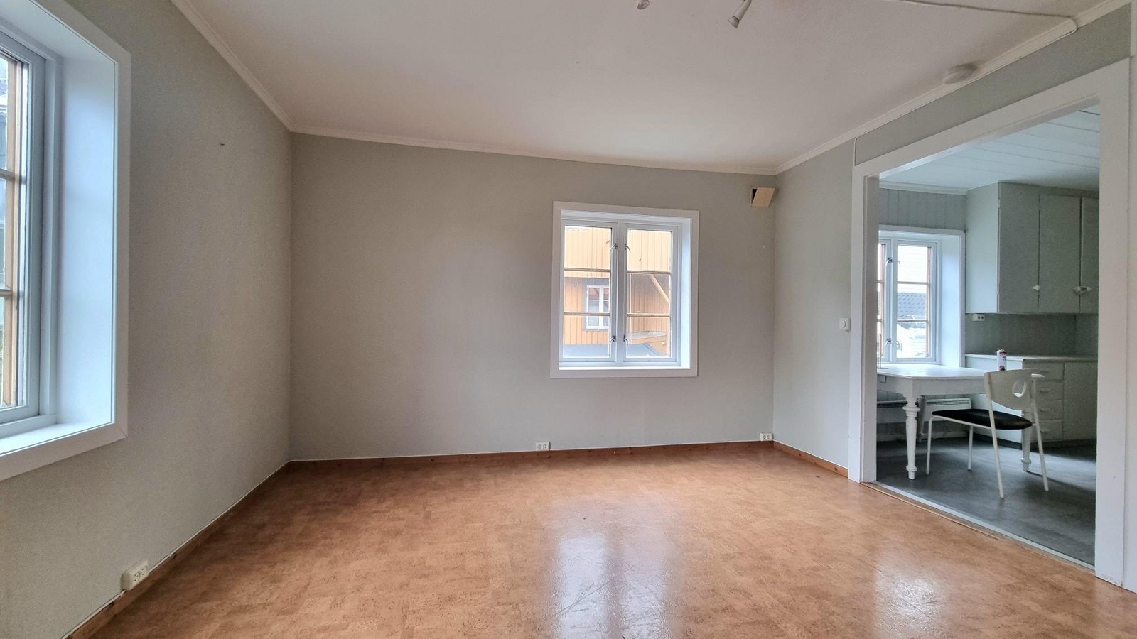 Godt med lysinnslipp på stuen Galleribilde