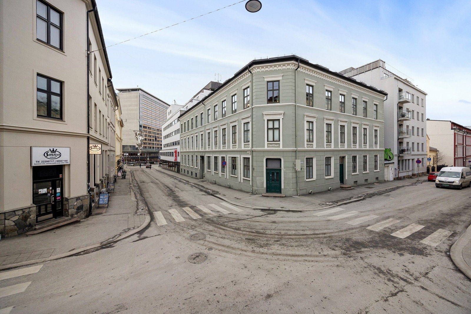 Leiligheten ligger sentralt til på Meyerløkka i bydel St. Hanshaugen, ved St. Olavs plass Galleribilde