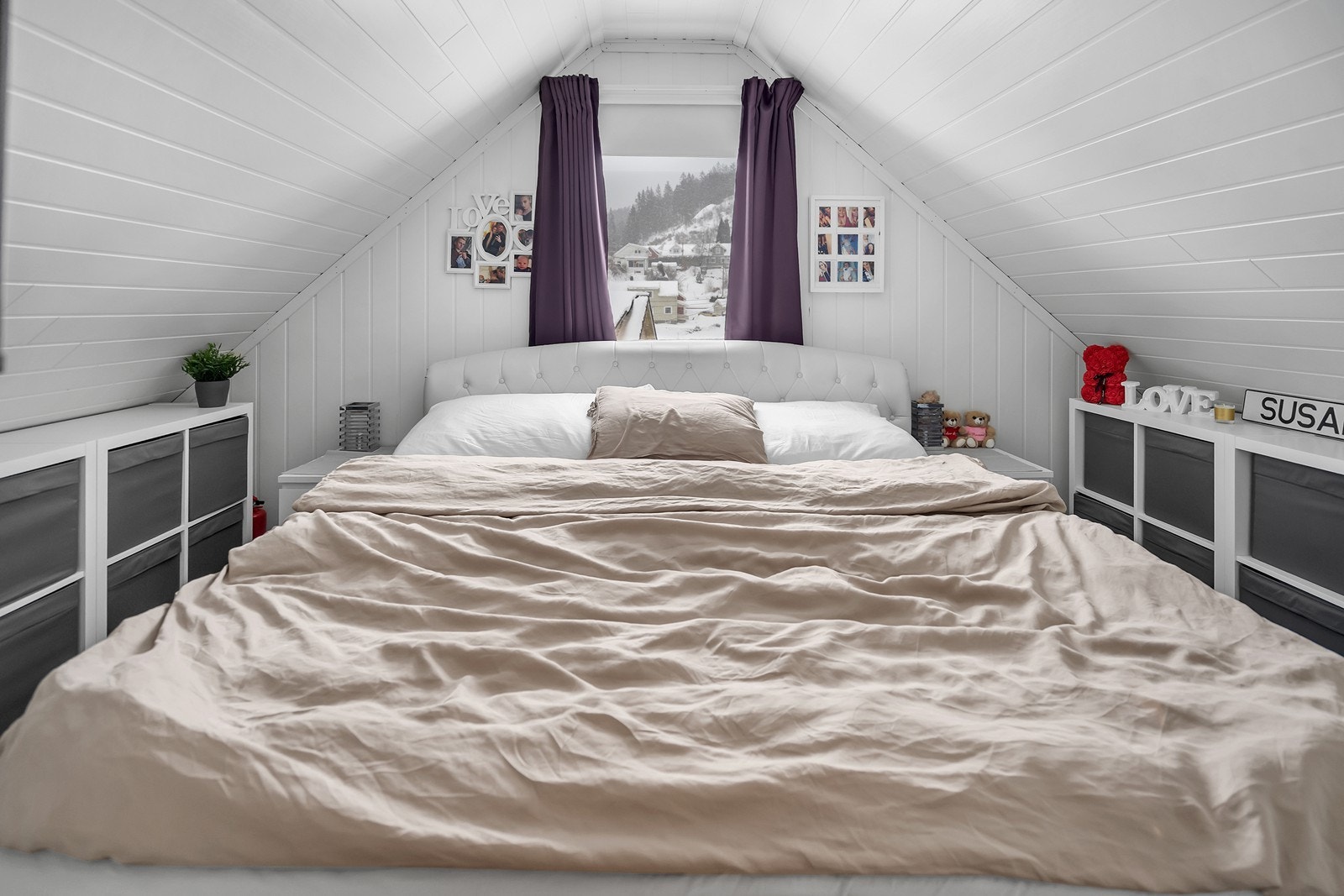 Bod innredet/brukt som soverom. Rommet er ikke godkjent til varig opphold/beboelse. Galleribilde