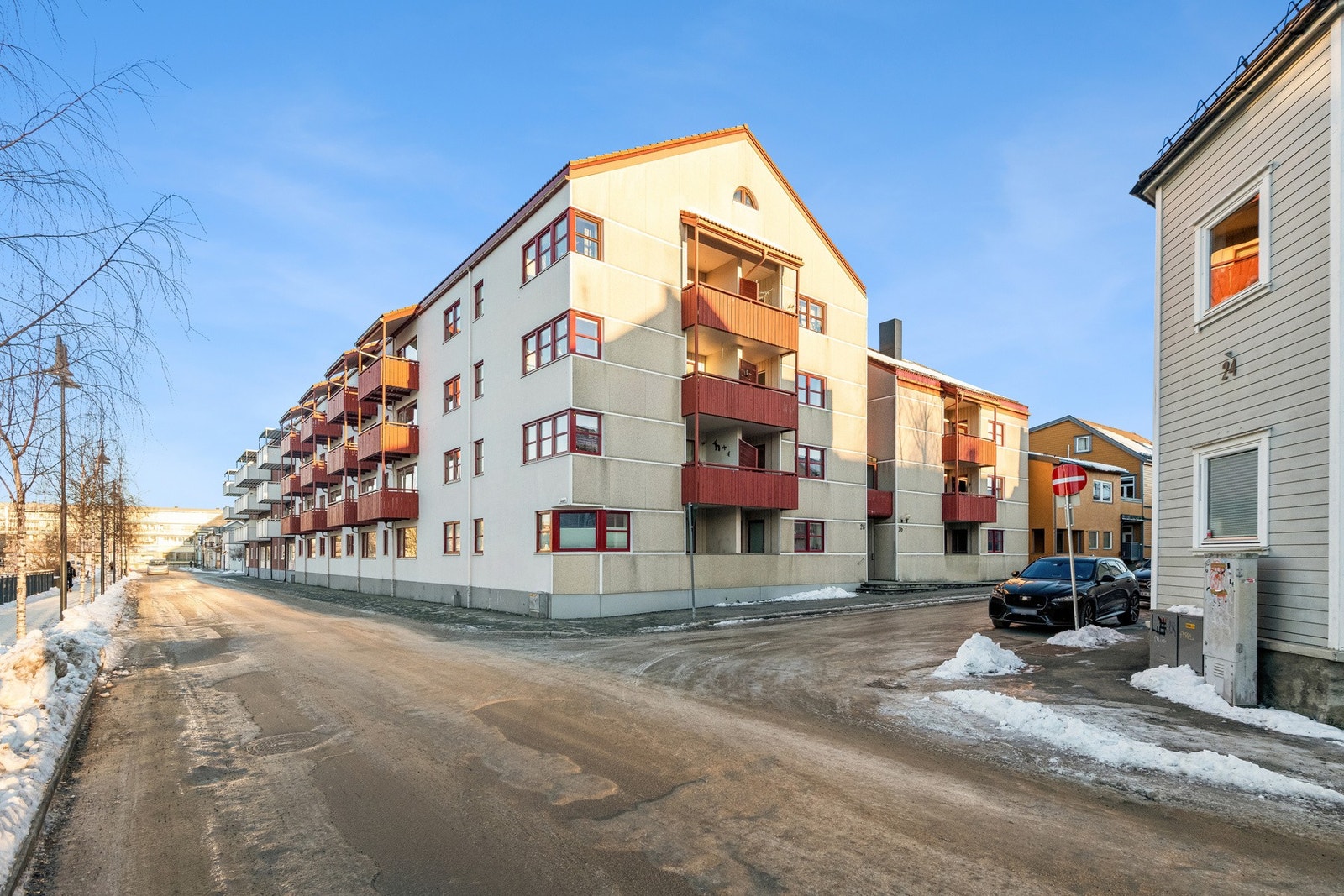 Veldrevet borettslag med lav fellesgjeld og lave mnd. felleskostnader. Galleribilde