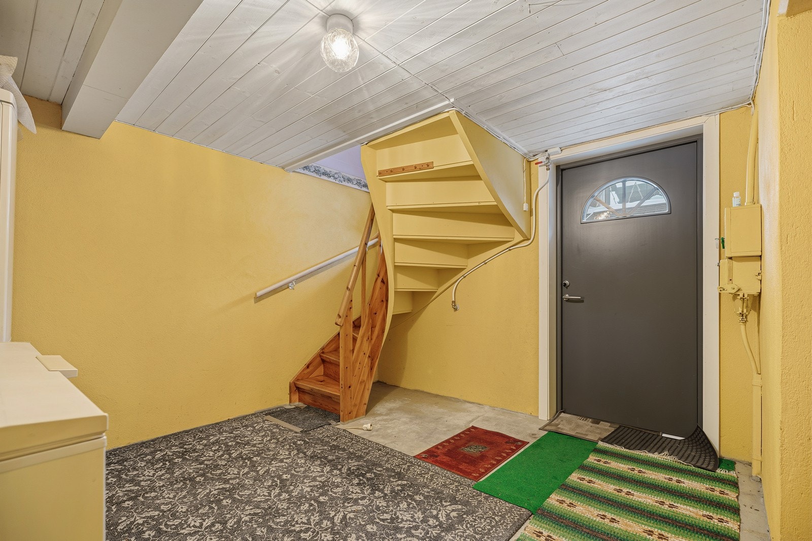 Gang i underetasje Galleribilde