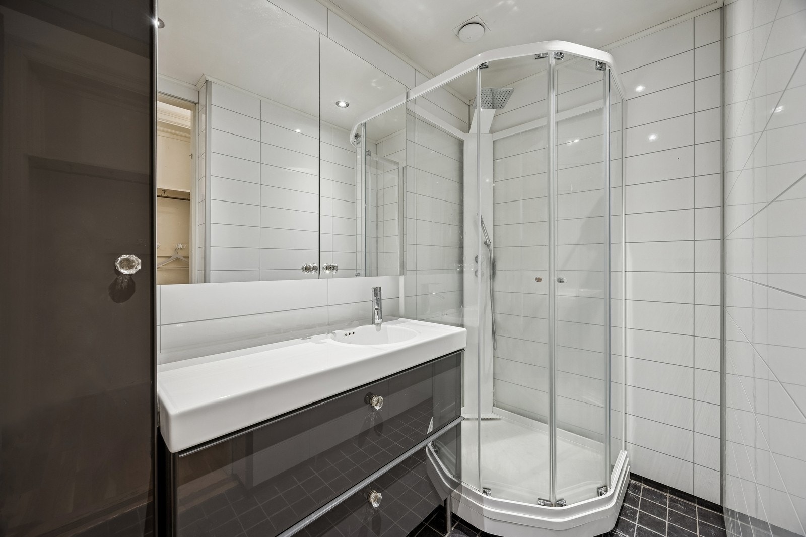 Baderom. Galleribilde