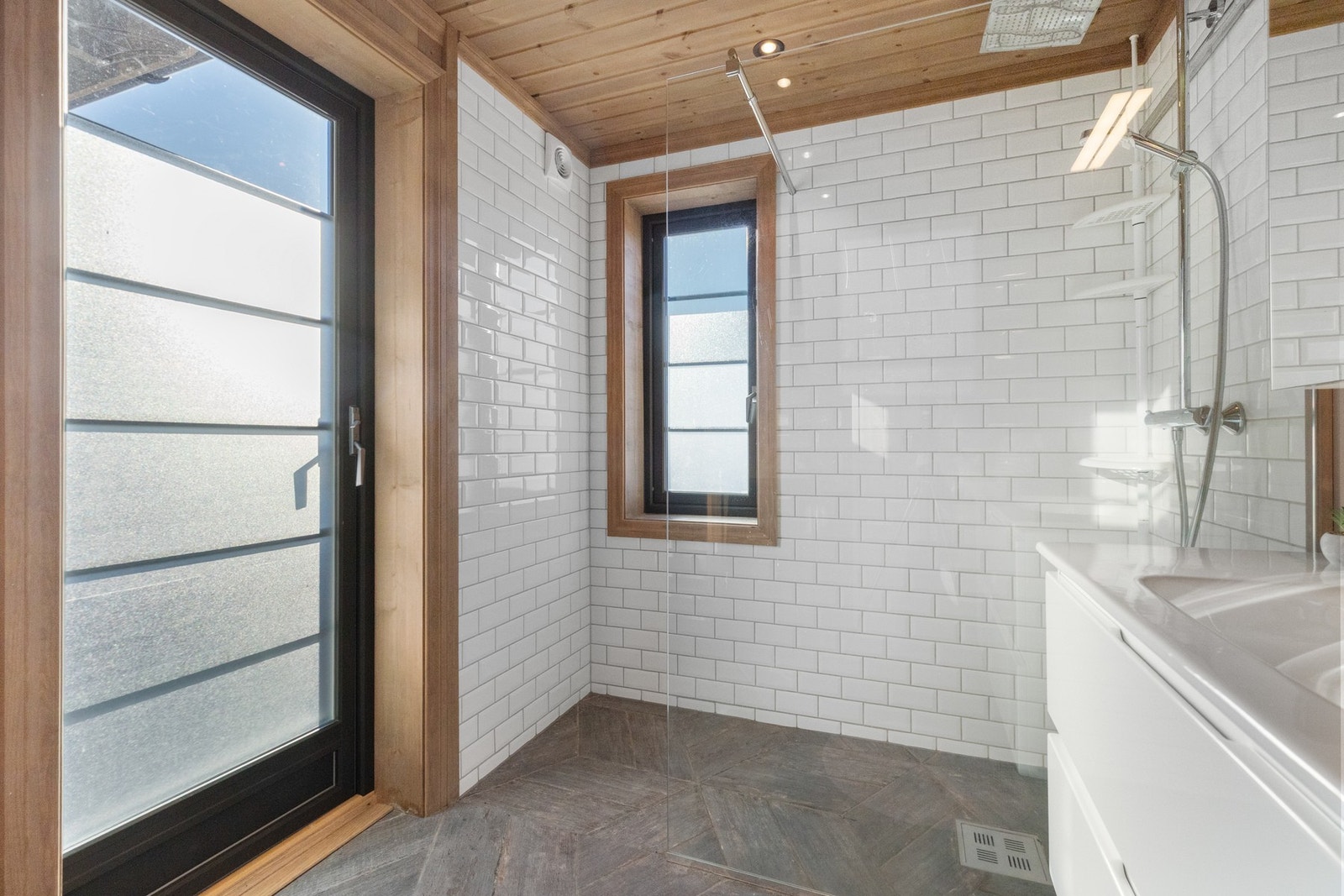 Adkomst til terrasse og Jacuzzi - perfekt avslutning på dagen! Galleribilde