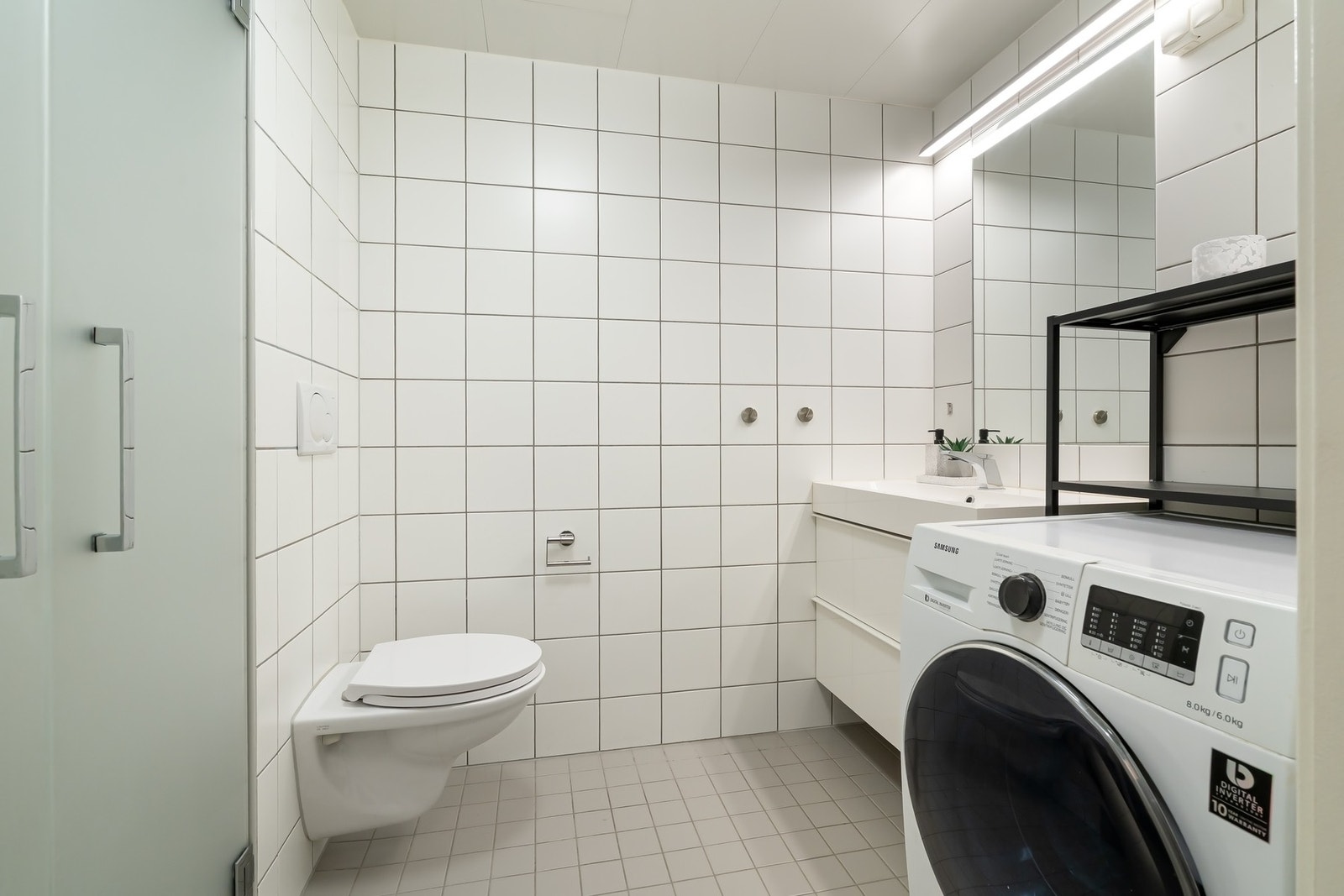 Flislagt baderom fra byggeår Galleribilde