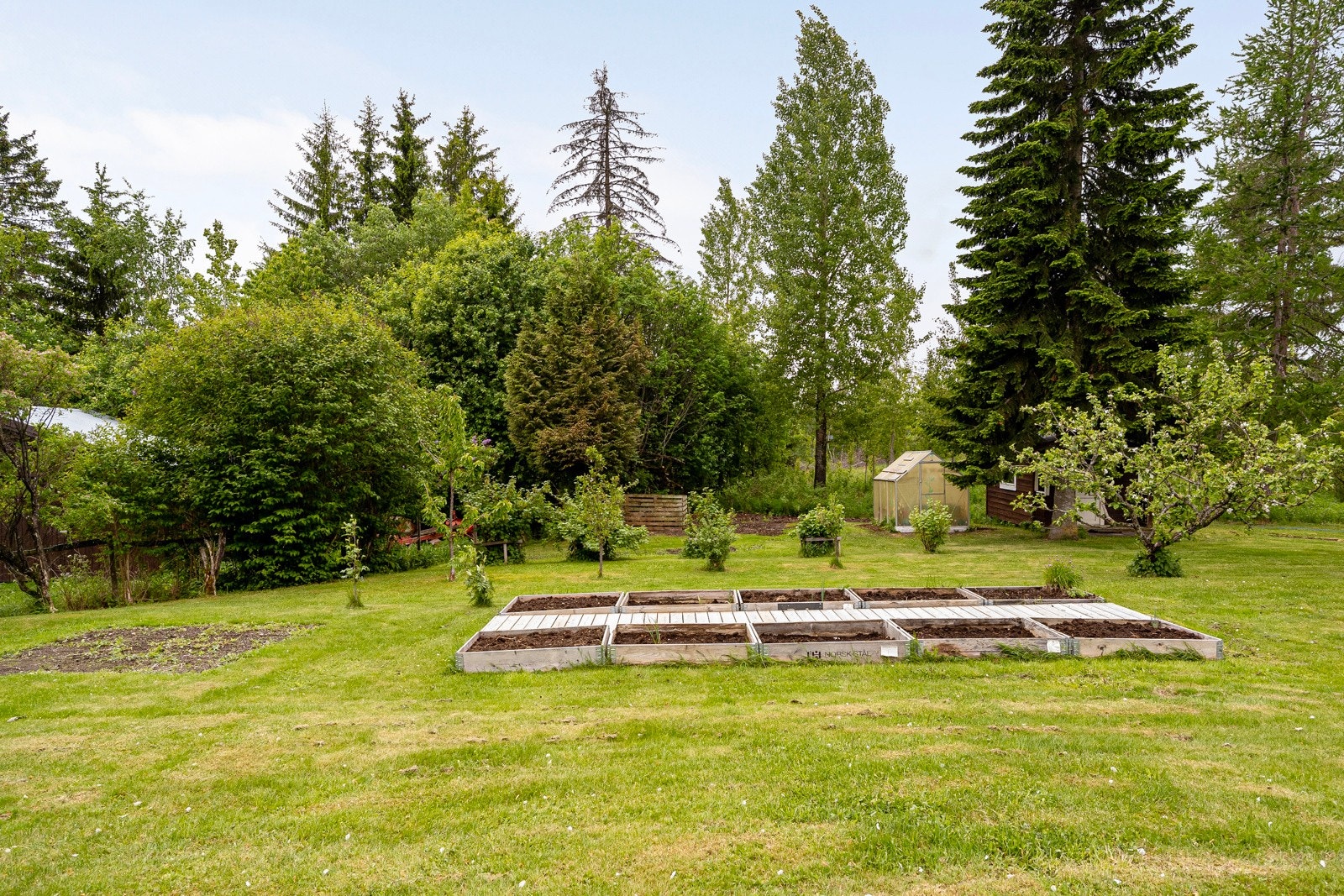 Fine muligheter for egen kjøkkenhage Galleribilde