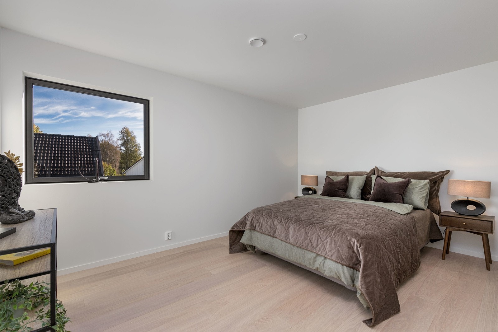 Lyst og innbydende soverom 1 Galleribilde