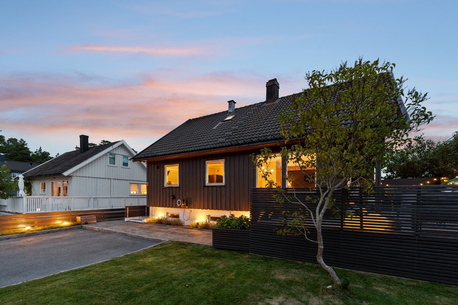 Velkommen til Ridesteinveien 1, presentert av Rune Holmefjord Jakobsen for DNB Eiendom Galleribilde