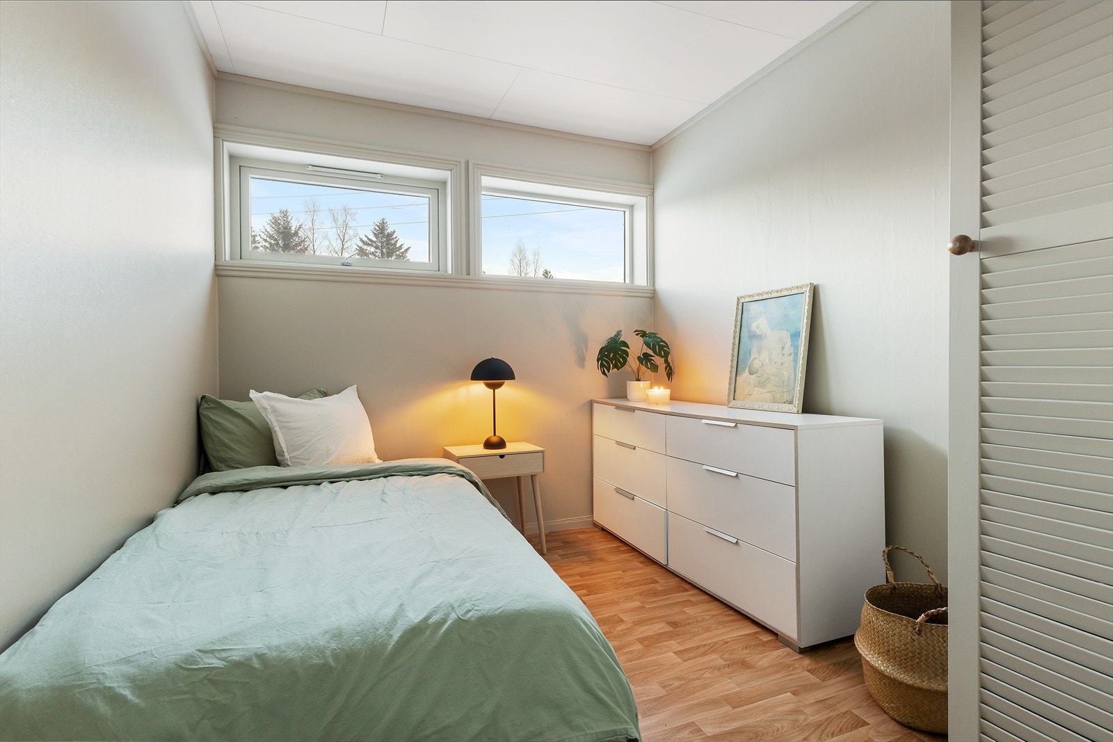 Soverom 3 av 3 i sokkeletasjen. Galleribilde