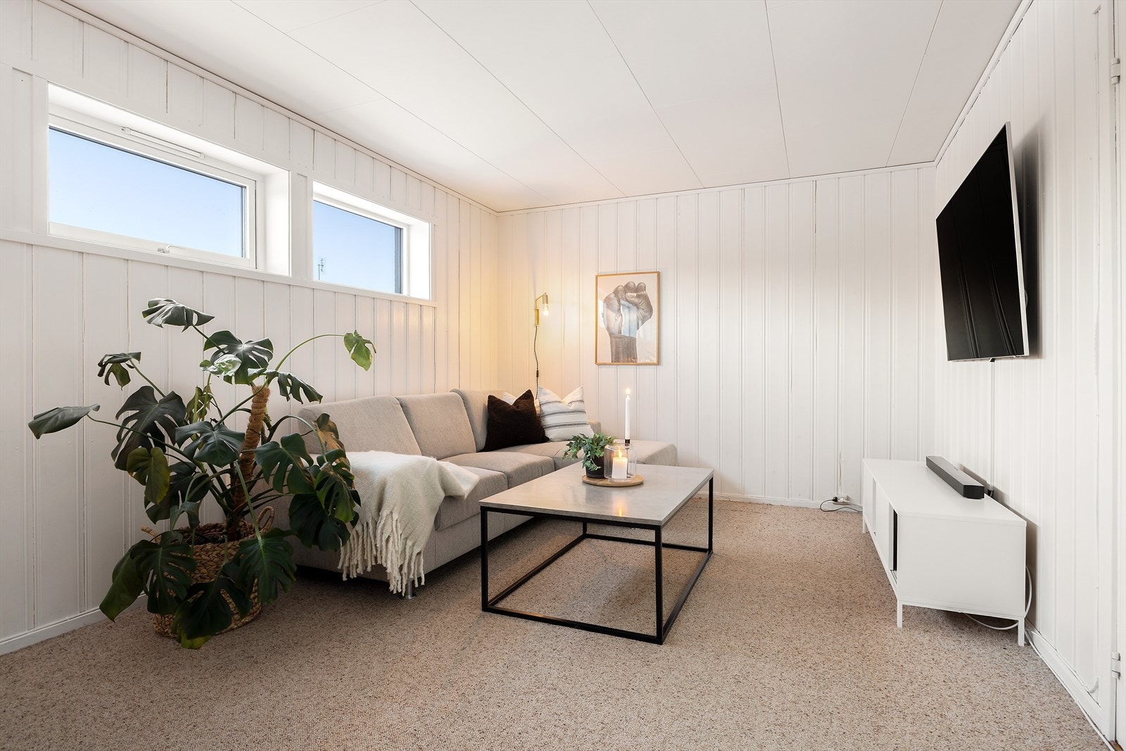 Hobbyrom som er benyttet som kjellerstue (arealet er ikke søkt innredet). Galleribilde