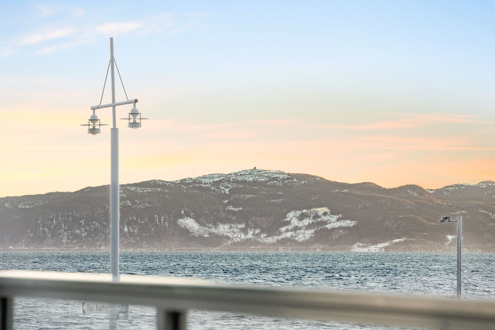 Leiligheten kan skilte med upåklagelig utsikt og nærhet til Trondheim. Galleribilde