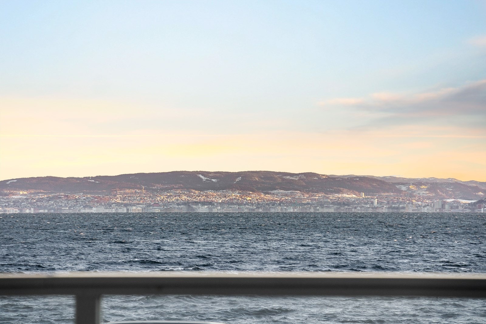 Utsikt fra balkong. Galleribilde