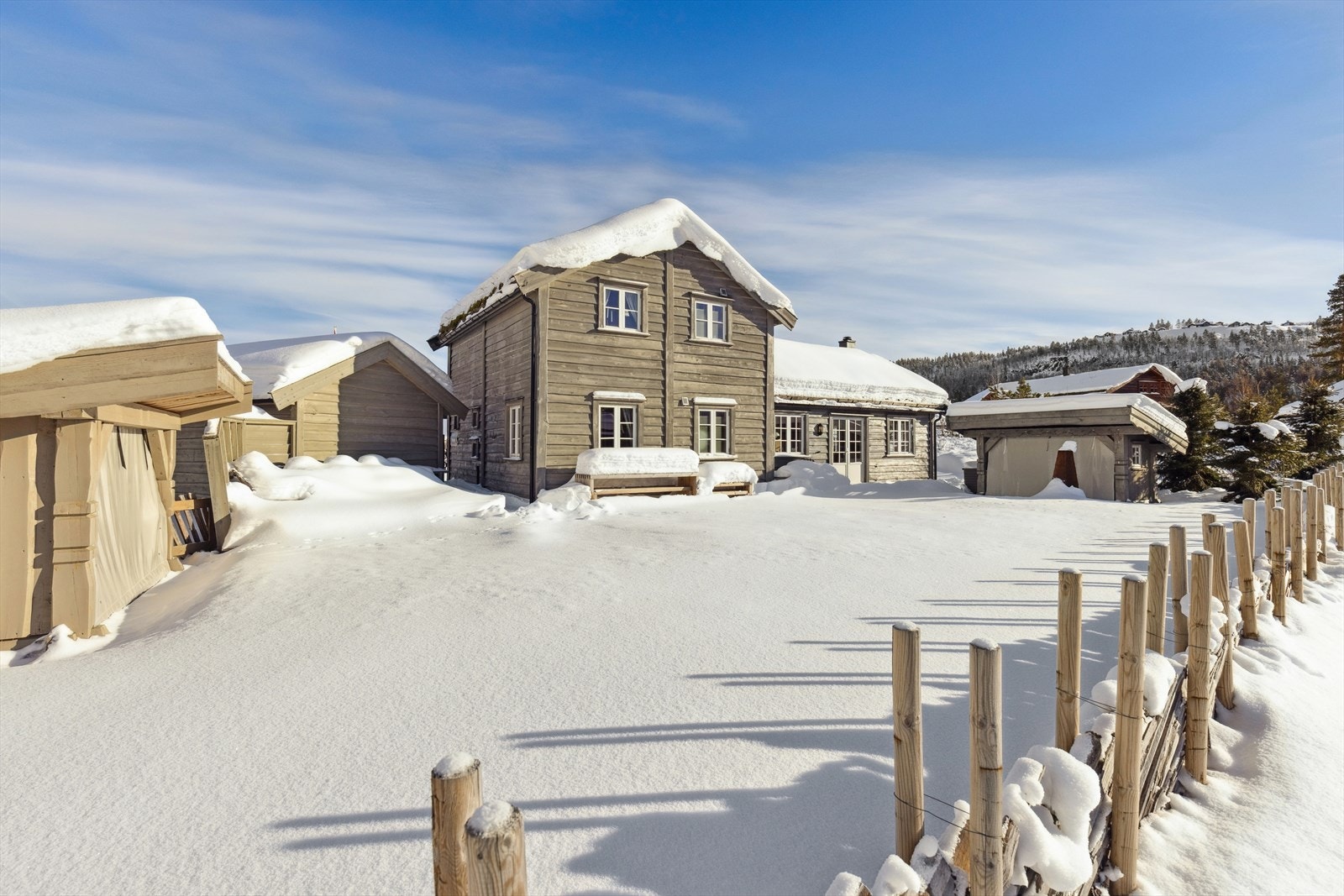 Dette er en helt unik hytte! La oss ta turen gjennom resten av hytta! Galleribilde