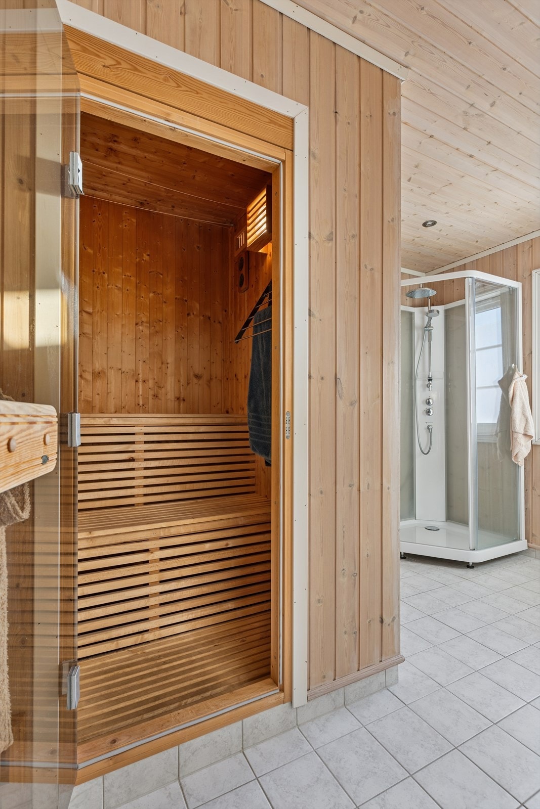 Baderom med badstue - essensielt etter en lag dag ute på ski Galleribilde