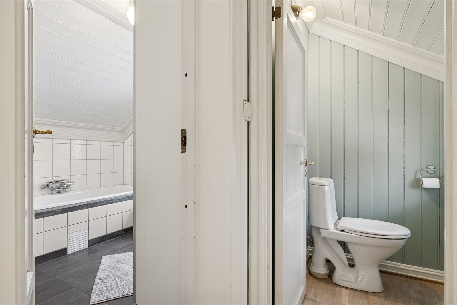 Separat toalettrom også i 2. etg. Galleribilde