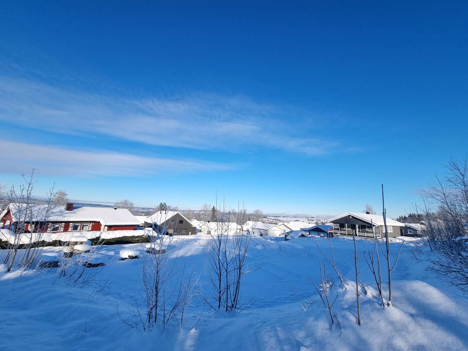 Fin tomt med gode solforhold Galleribilde