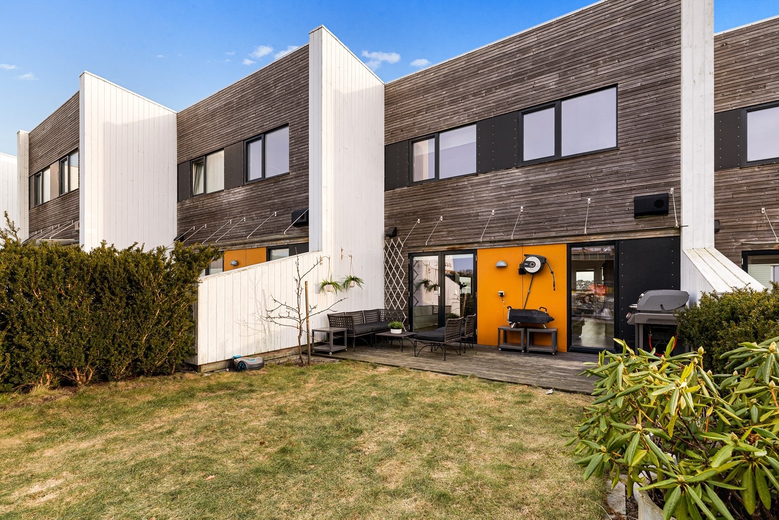 EiendomsMegler1 v/Margareth Jensen har gleden av å presentere Prestaskjerslia 18 for salg. Galleribilde