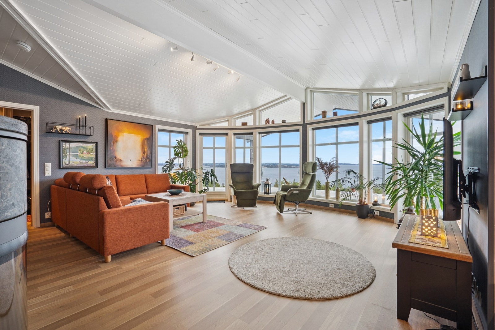 Her har du en spektakulær utsikt rett fra stua. Galleribilde