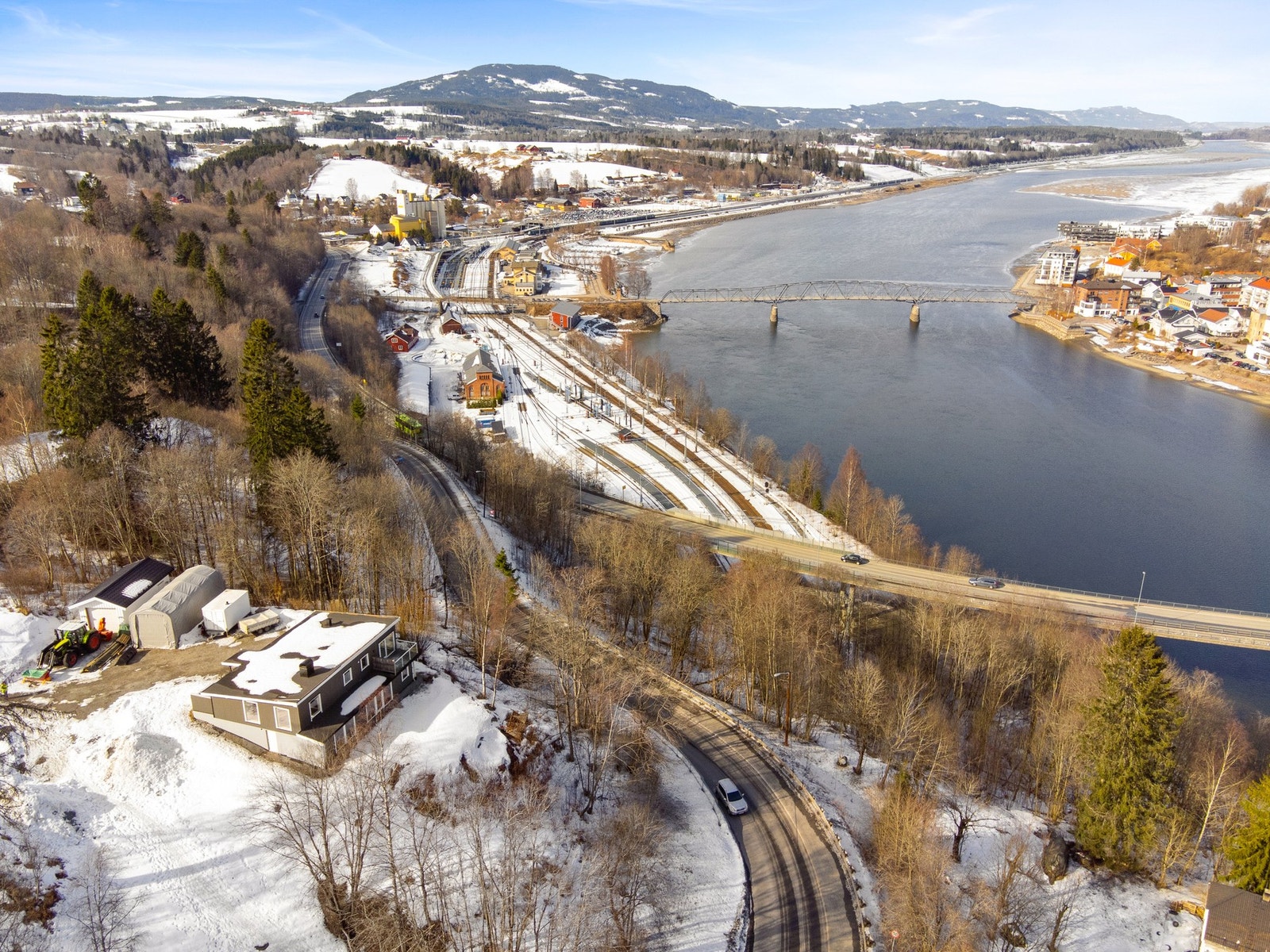 Barnevennlig boligområde med kort vei til tur- og rekreasjonsområder. Galleribilde