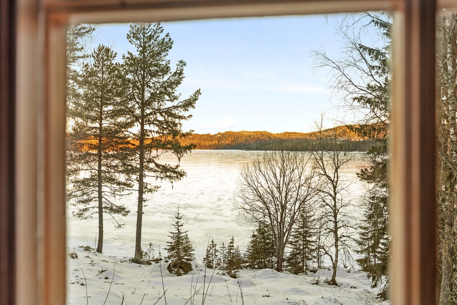 Utsikt til Hatlingvatnet Galleribilde