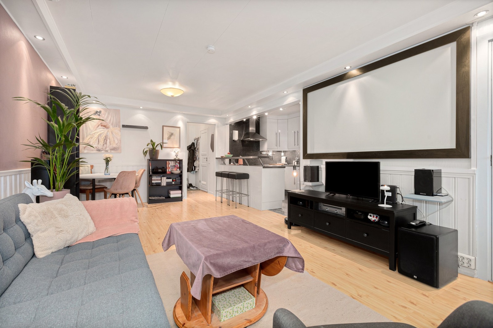 Det er god plass til møblering i flere soner Galleribilde