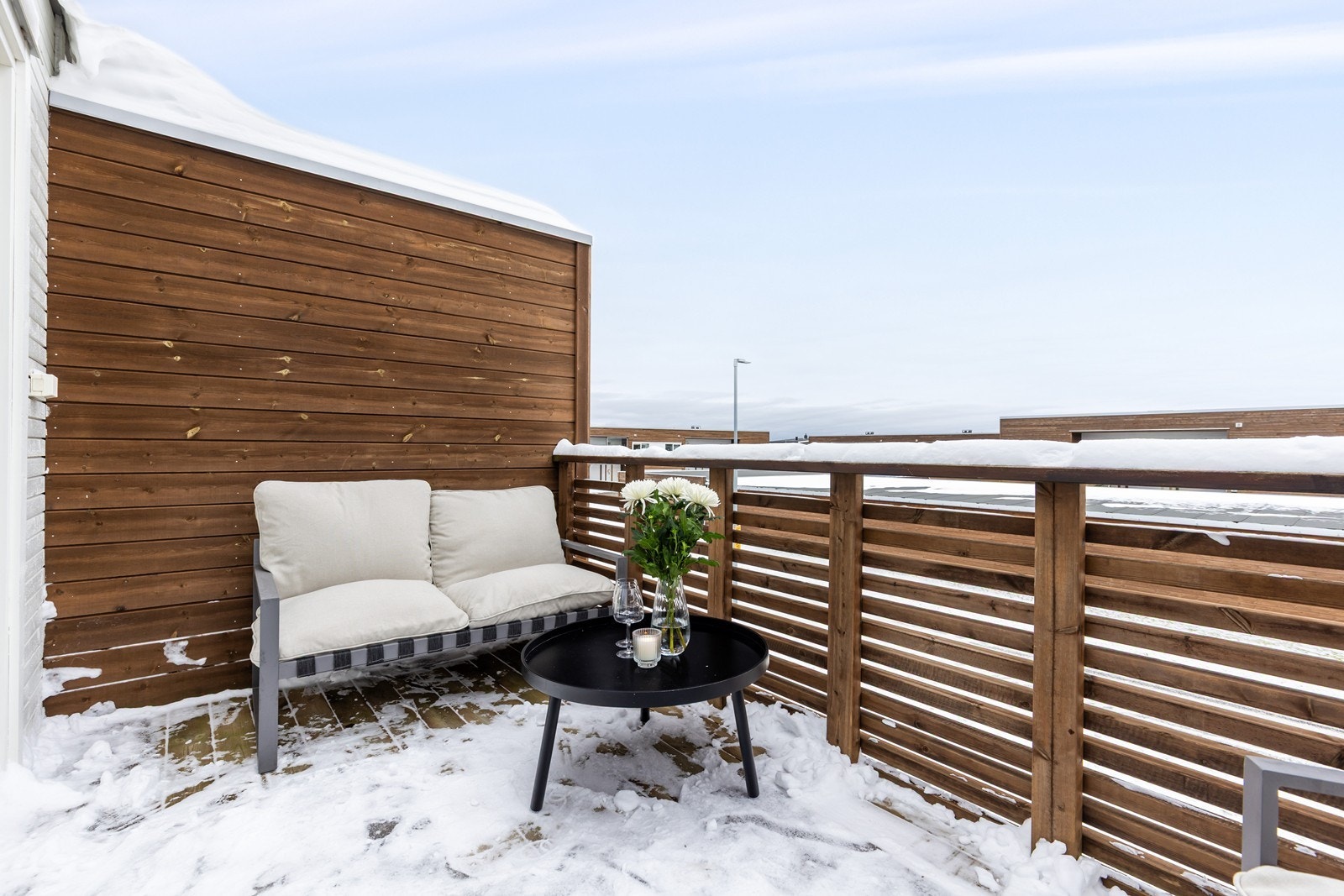 Solen kommer fram i 11 tiden, og går ned i 21 tiden om sommeren. Galleribilde