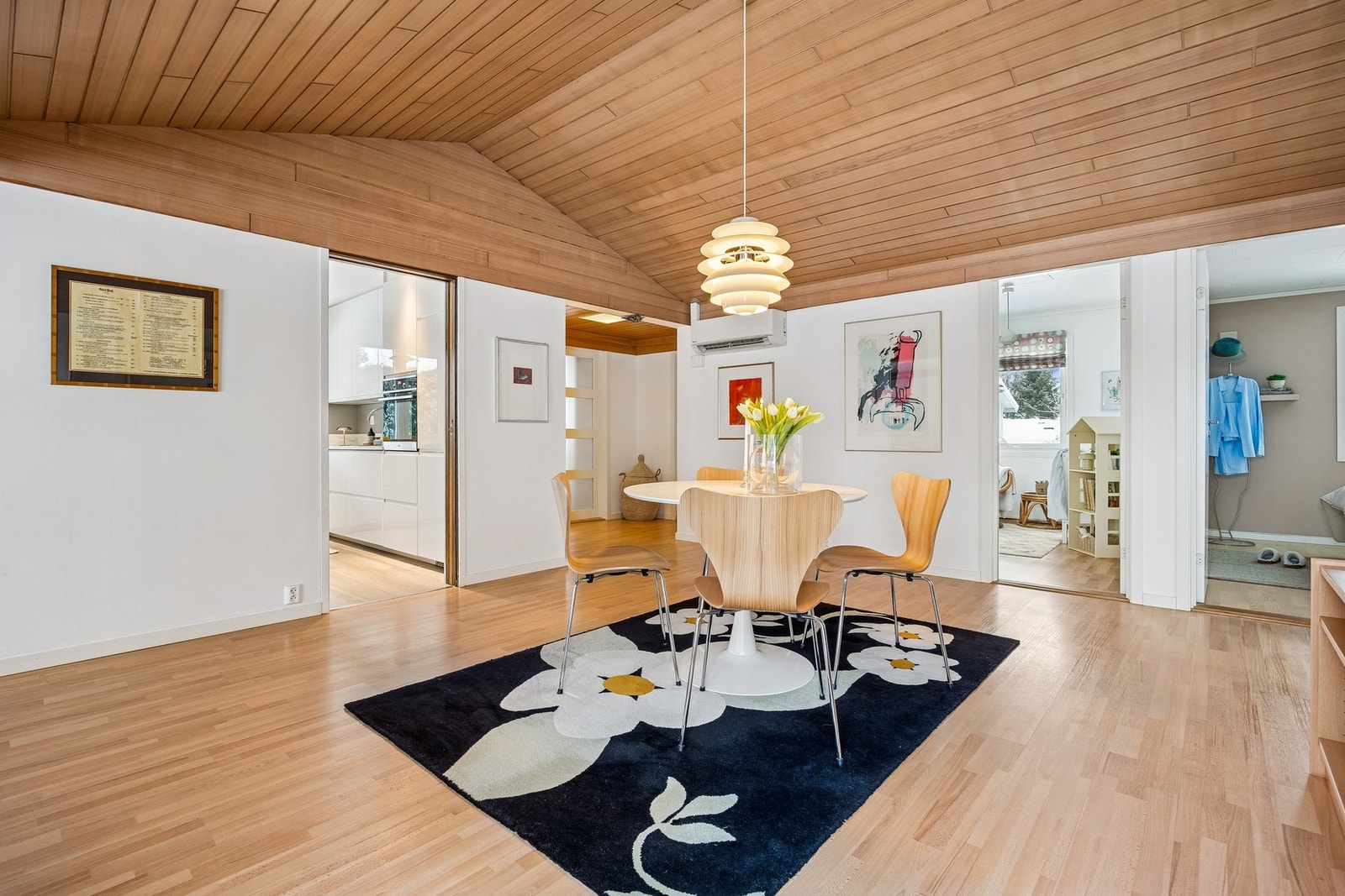 EIE eiendomsmegling. Galleribilde