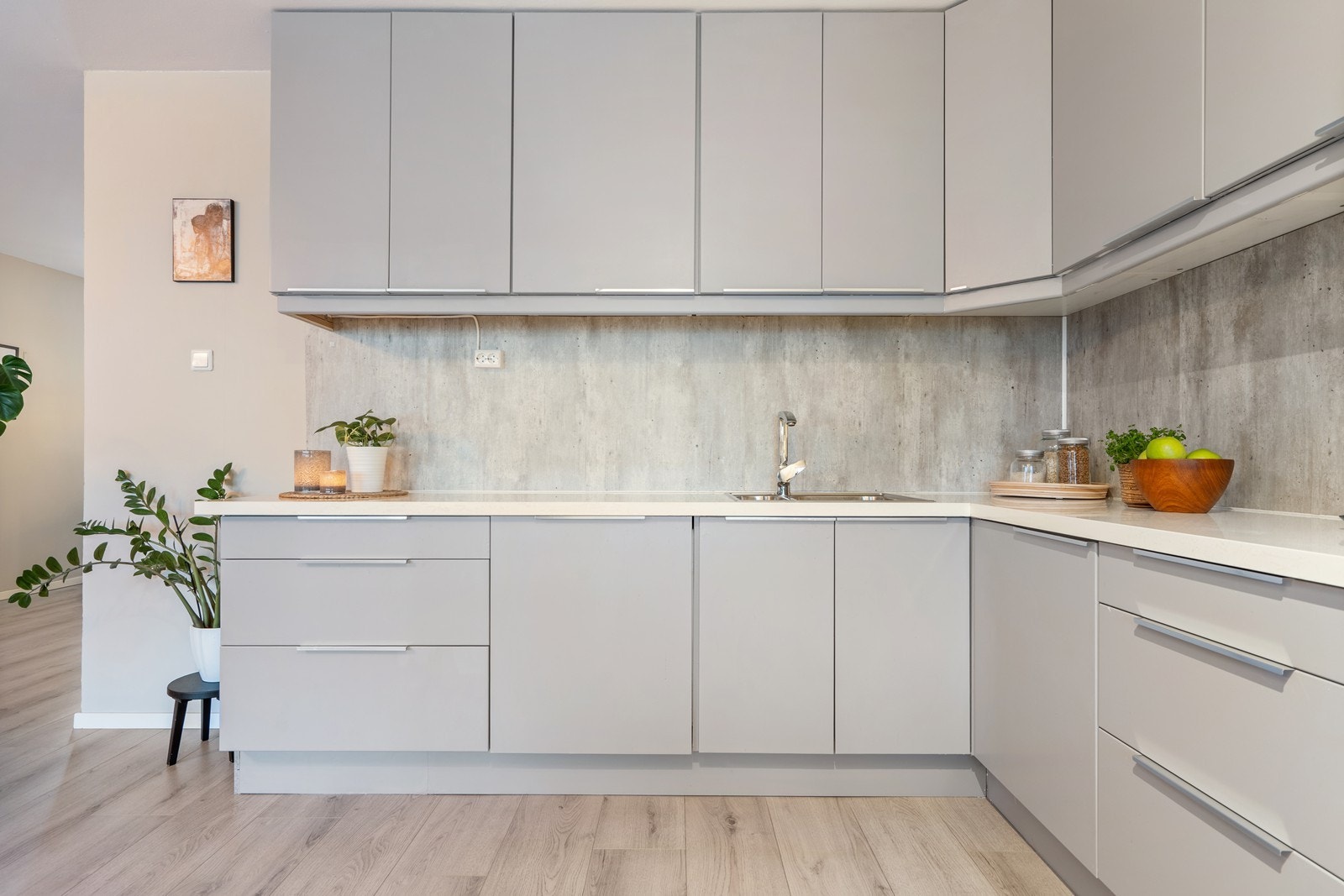 Kjøkken del 1 m/integrerte hvitevarer Galleribilde