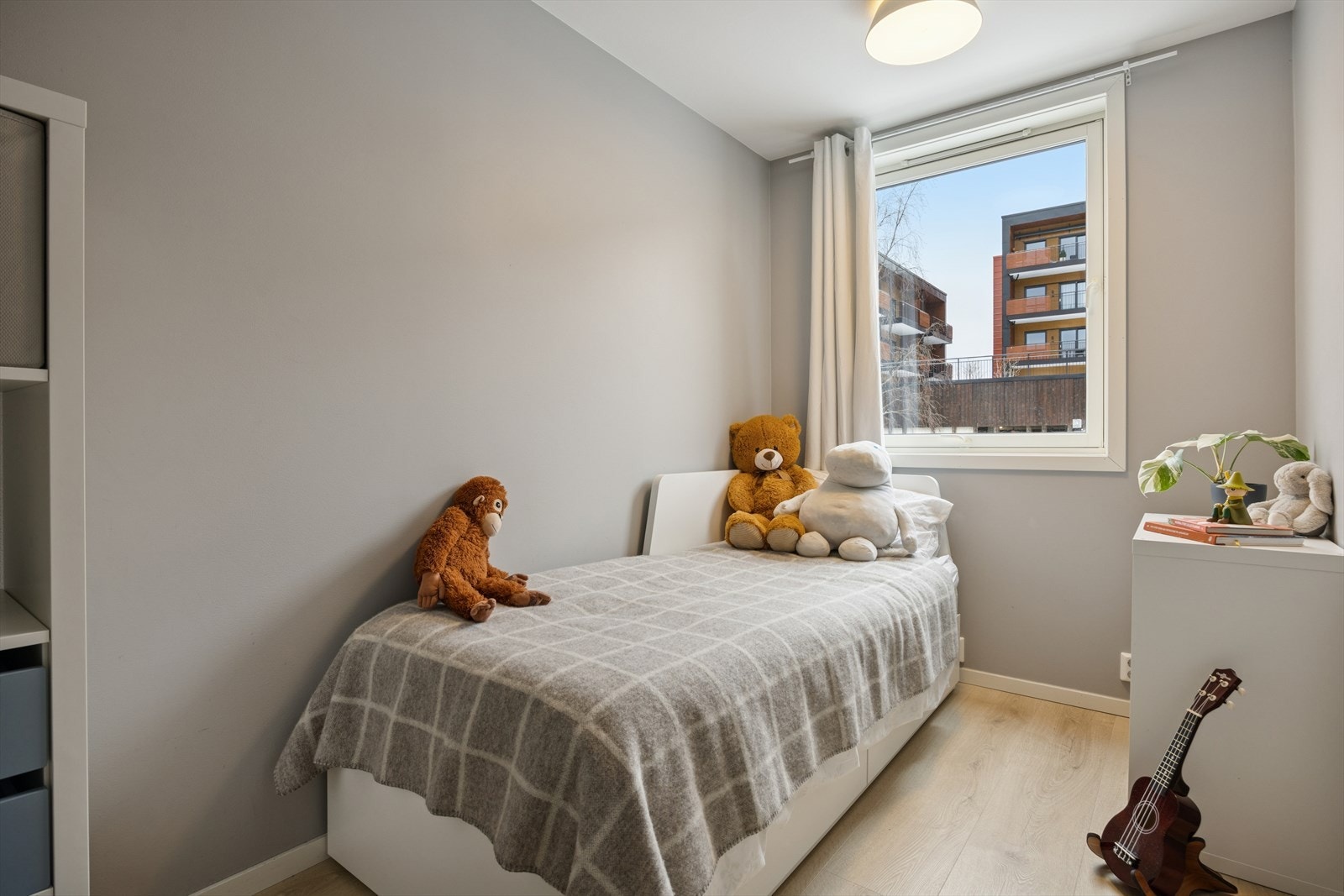 Soverom 2 og 3 er på hhv. 7,6m² og 7,7m². Galleribilde