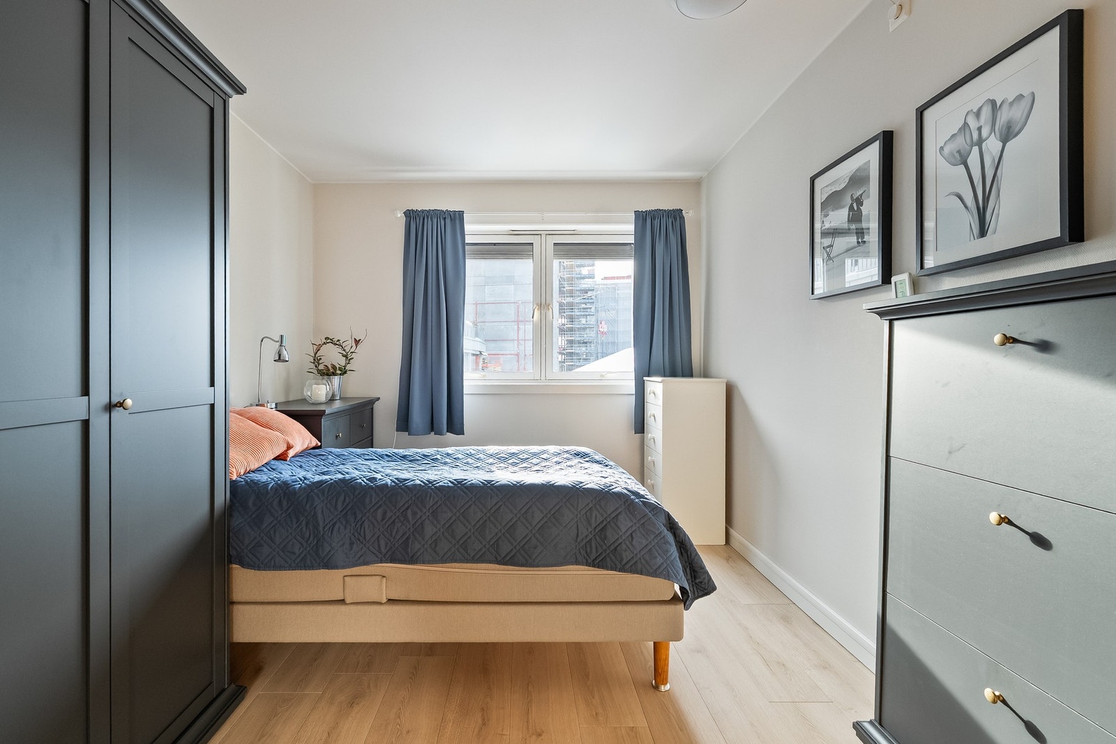 Soverommet er på ca. 13 kvm. Galleribilde