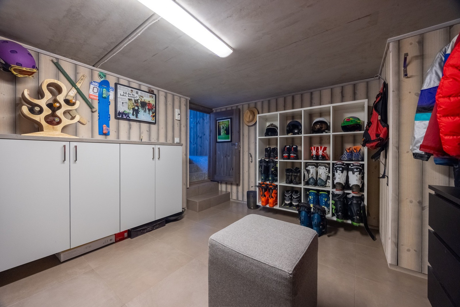 Garderoberom/tekniskrom. Galleribilde