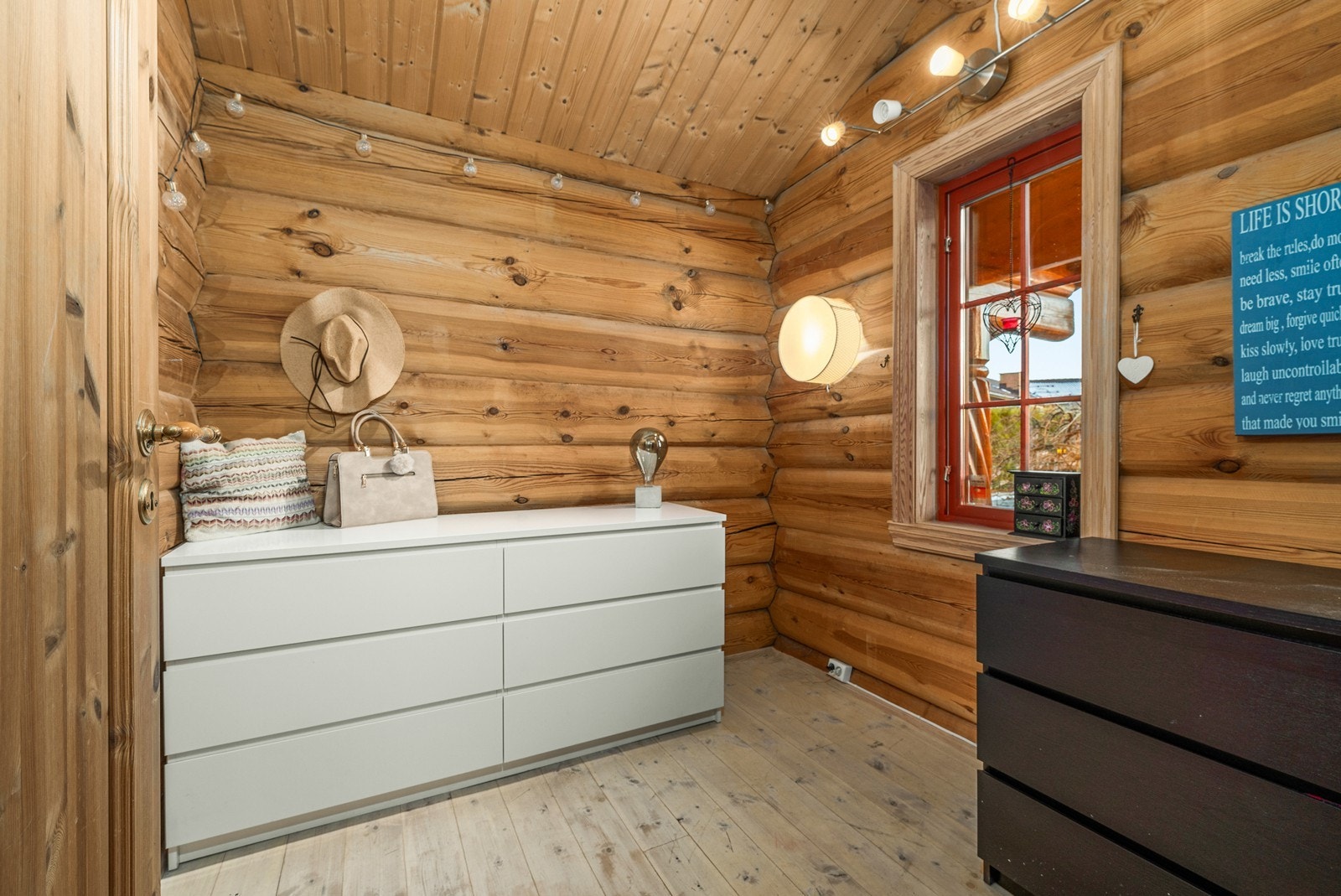 Bod innenfor vaskerommet. Galleribilde