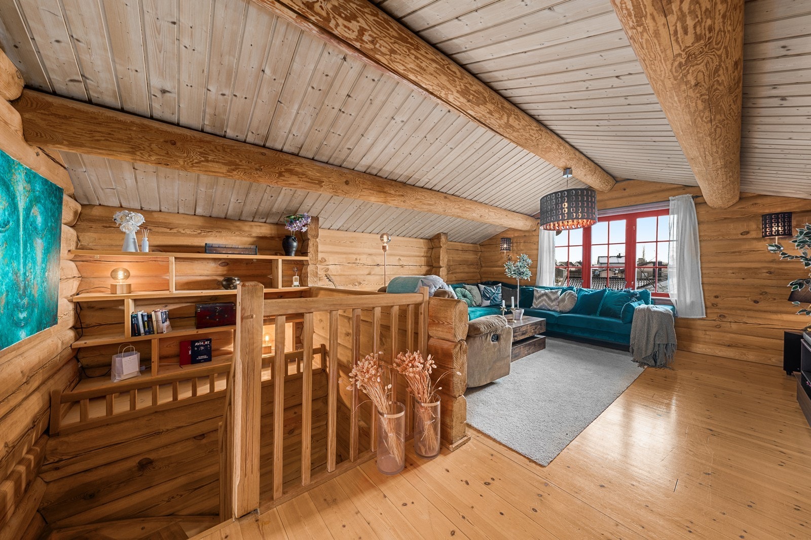 I loftetasjen har man en praktisk tv-stue. Galleribilde