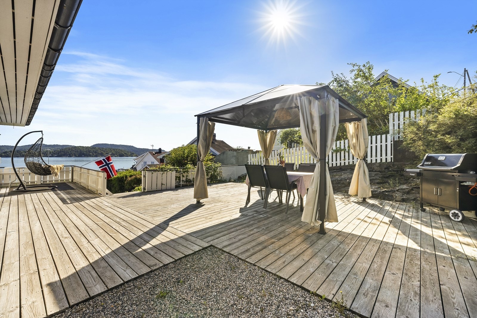 Med flott utsikt til sjøen! Galleribilde